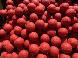 Boilies kŕmne Extract Stimul 5kg Chilli Salmon & Squid 20mm